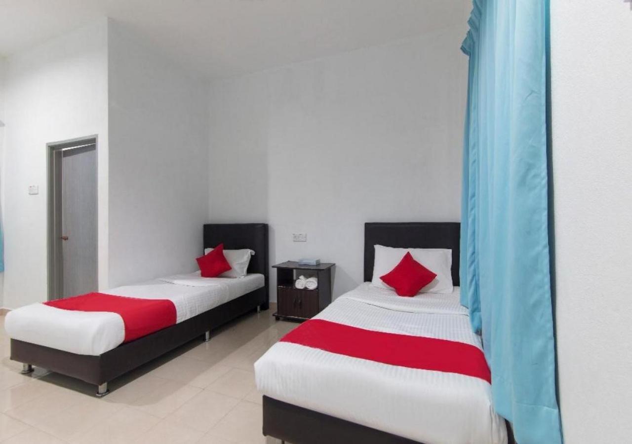 Alpha Motel Pantai Cenang  Exterior photo