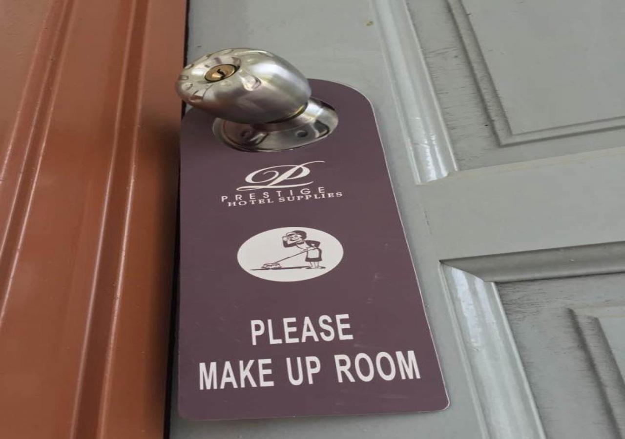 Alpha Motel Pantai Cenang  Exterior photo